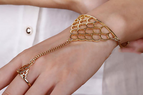 Ring To Wrist Bracelet
 Women Bib Gold Silver Mental Hand Link Chain Harness