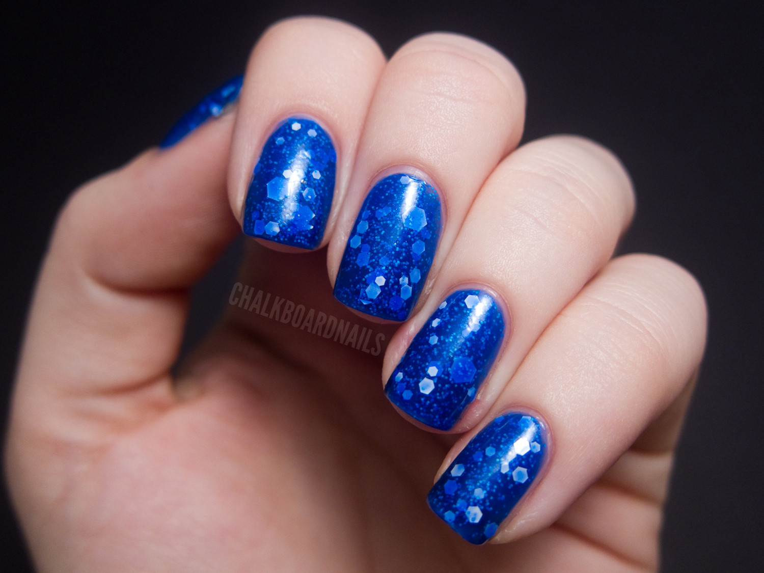 Royal Blue Glitter Nails
 48 Sparkly and Glittery Nails