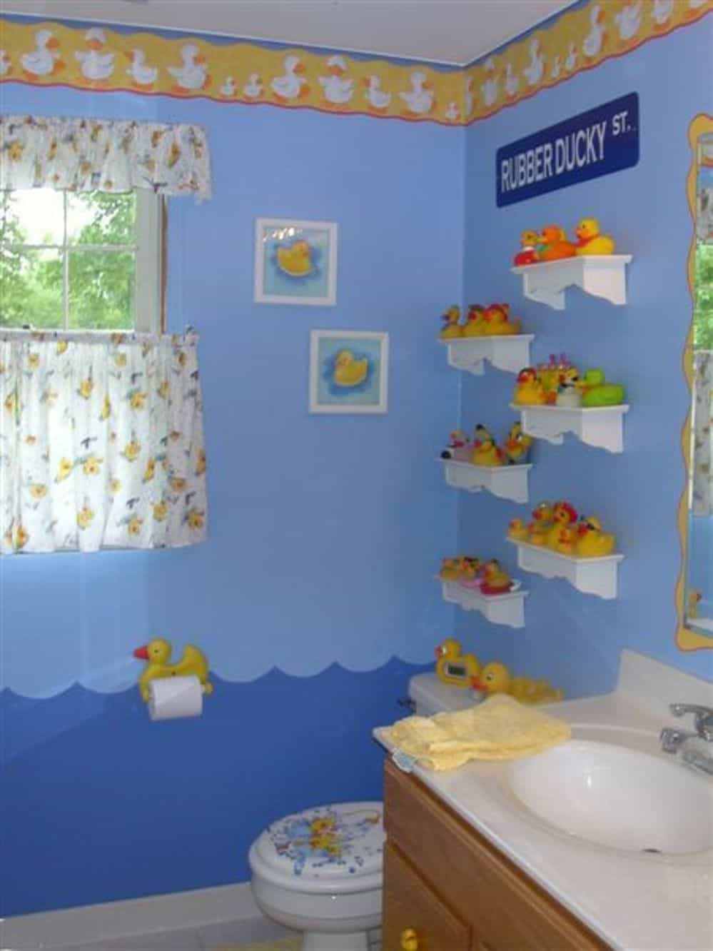 Rubber Ducky Bathroom Decor
 Bathroom With Rubber Duckies Murals And Toys Fun And