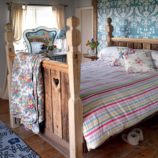 Rustic Country Bedroom
 Create a rustic bedroom retreat