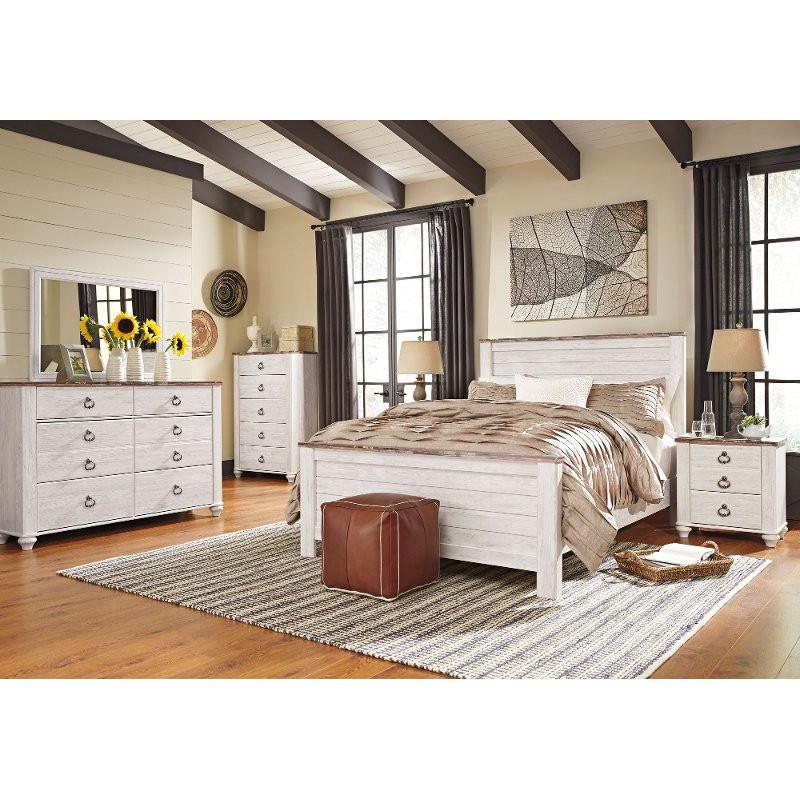 Rustic White Bedroom Set
 Classic Rustic Whitewashed 6 Piece King Bedroom Set
