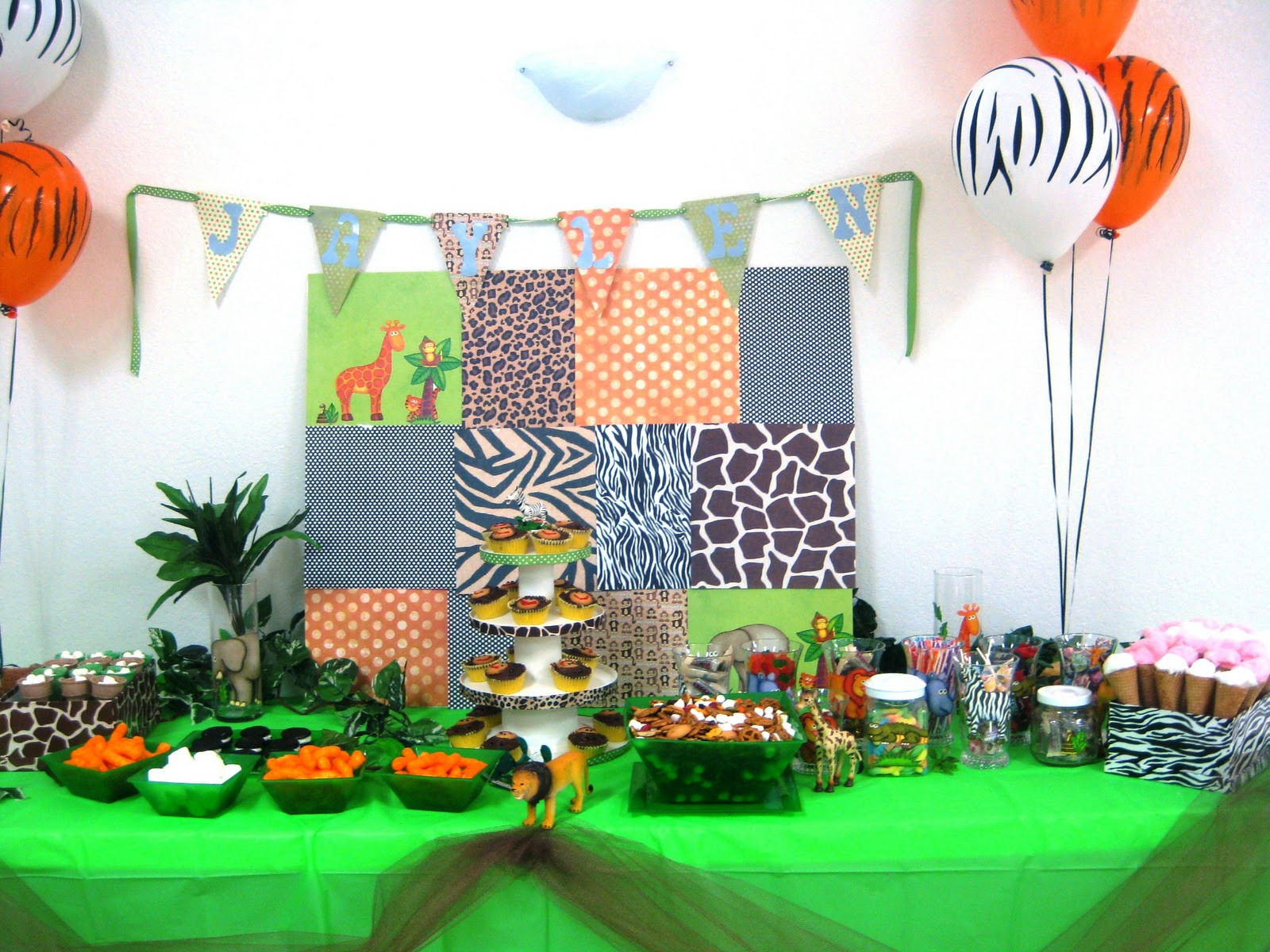 Safari Themed Birthday Party
 Everything Sweet Safari Themed First Birthday Party