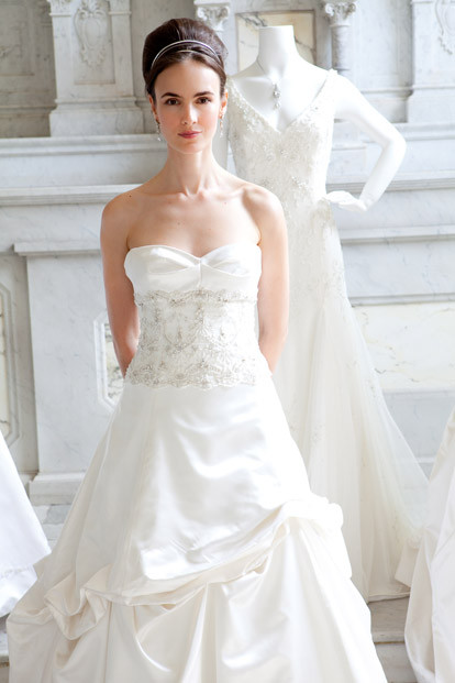 Sale Wedding Dresses
 Wedding Dress Sample Sale Tips from Kirstie Kelly Couture