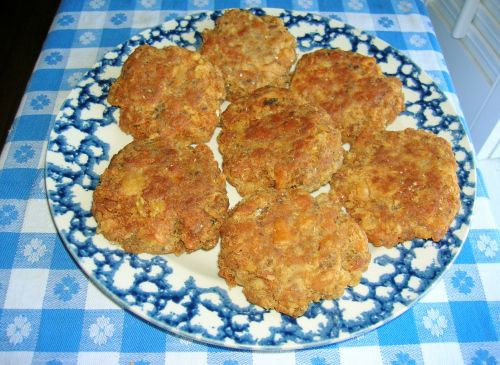 Salmon Patties With Saltines
 1 15 ounce can pink salmon undrained 1 egg 1 sleeve of