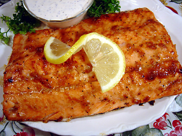 Sauces For Salmon Fillets
 Grilled Salmon Fillets With Creamy Horseradish Sauce