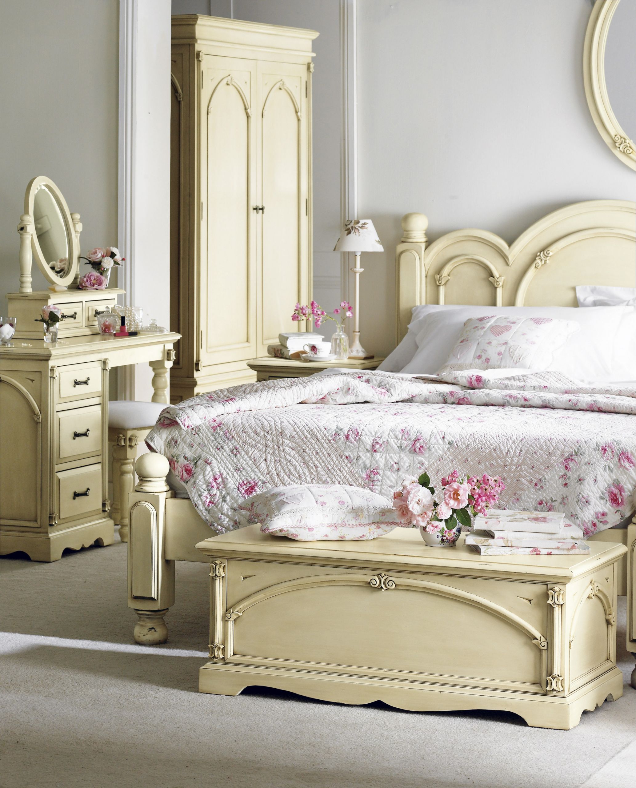 Shabby Chic Bedroom Furniture Sets
 French Style Bedroom Furniture