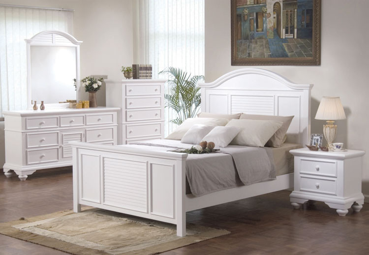 Shabby Chic Bedroom Furniture Sets
 Decorate The Room With White Colored Bedroom Sets