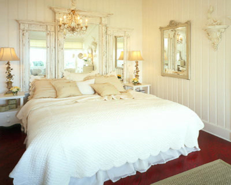 Shabby Chic Master Bedroom
 Country cottage bedroom furniture country cottage style