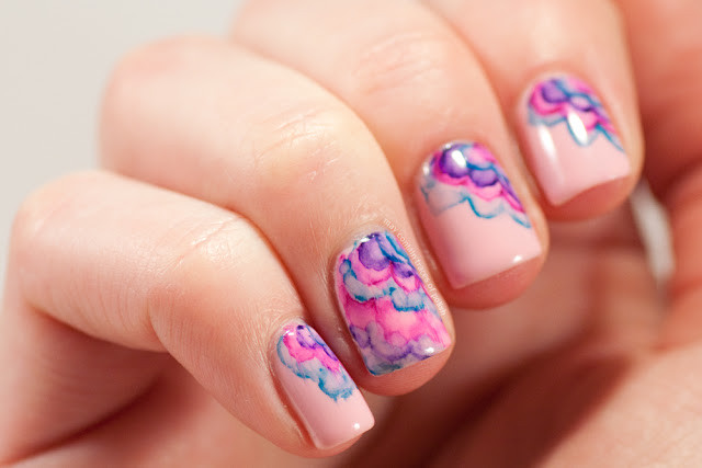 Sharpie Nail Designs
 Sharpie flower nails May contain traces of polish