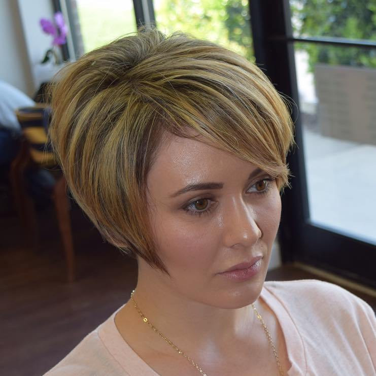 Short Angled Bob Hairstyles
 40 Layered Bob Styles Modern Haircuts with Layers for Any