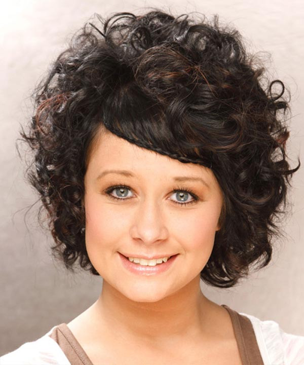 Short Curly Weave Hairstyles For Round Faces
 25 Best Curly Short Hairstyles For Round Faces Fave
