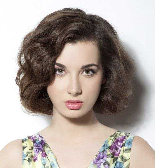 Short Haircuts For Thick Wavy Hair
 10 Short Hairstyles for Thick Wavy Hair