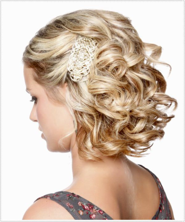 Short Hairstyles For Prom
 30 Amazing Prom Hairstyles & Ideas