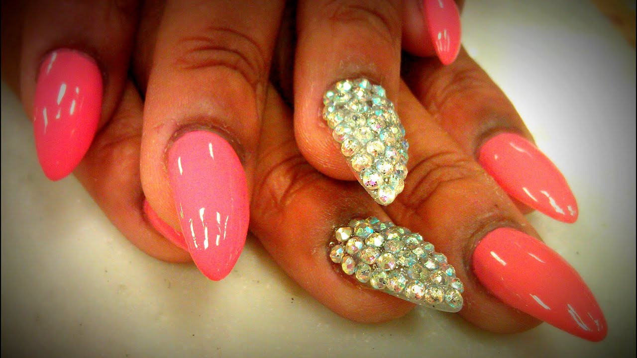 Short Stiletto Nail Designs
 SHORT STILETTO NAILS