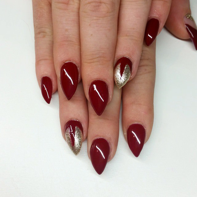 Short Stiletto Nail Designs
 24 Short Stiletto Nail Art Designs Ideas