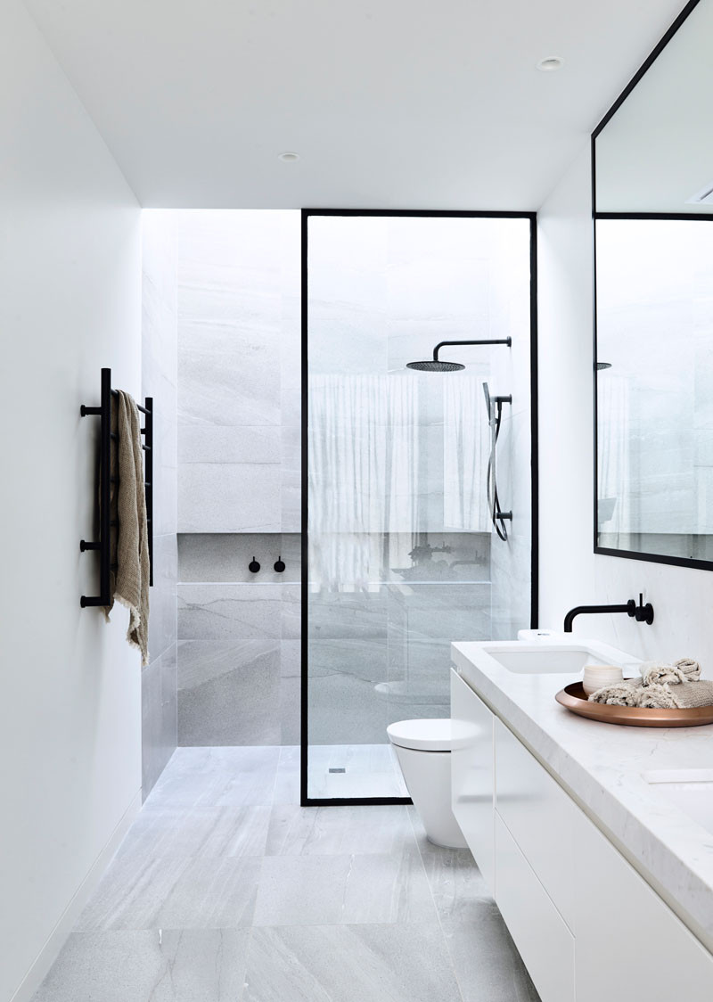 Shower For Small Bathroom
 Black Frame Showers – Sophisticated With Modern Industrial