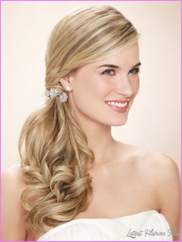 Side Prom Hairstyles
 Prom hairstyles side ponytail LatestFashionTips