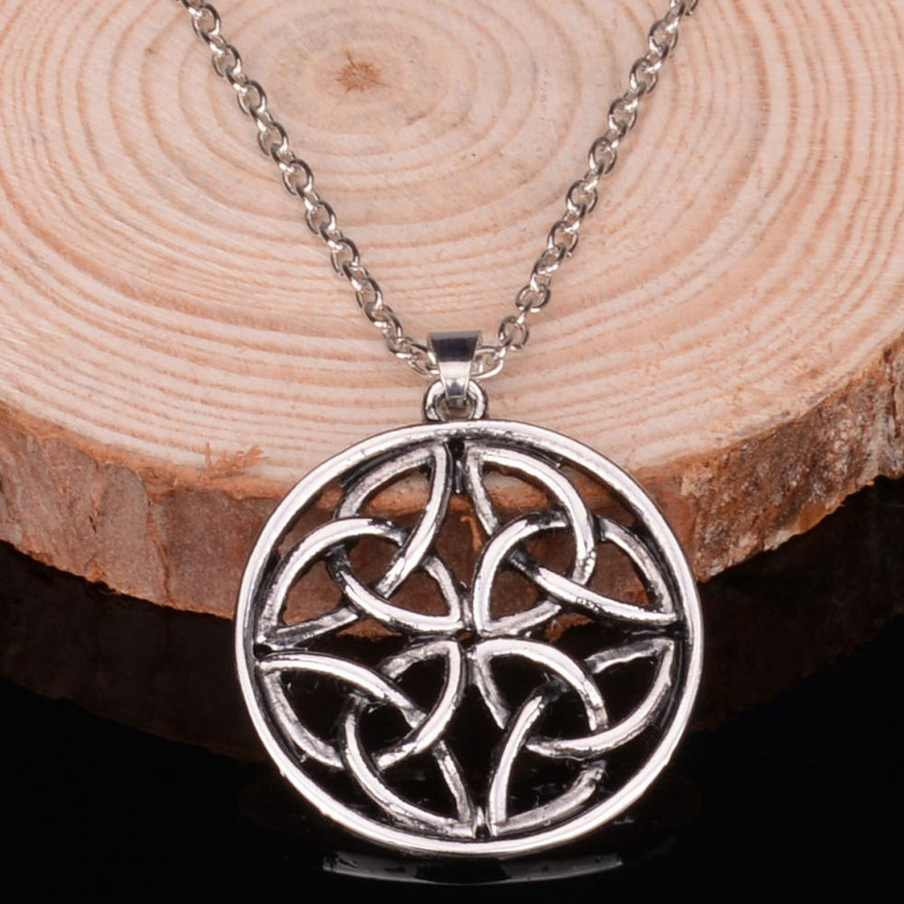 Silver Pendant Necklace
 New Vintage Celtic Knot Silver Plated Chain Pendant