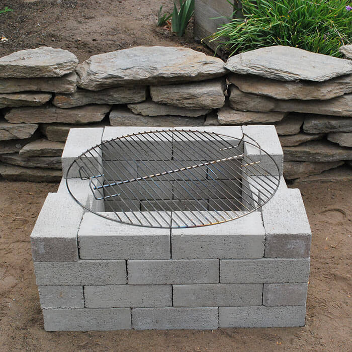 Simple Cinder Block Fire Pit
 Cinder Block Fire Pit Design Ideas and Tips How to Build It