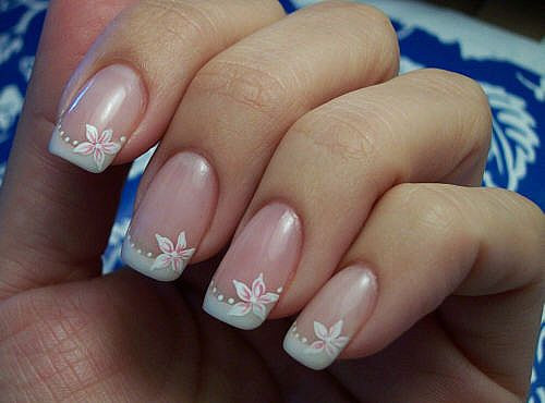 Simple Cute Nail Art
 nail arts fashion Nail Art on Acrylic Nail Tips