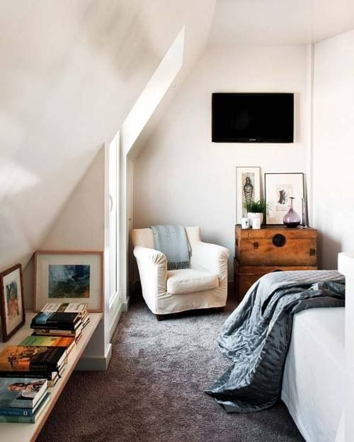 Small Attic Bedroom
 3 Tips And 27 Ideas To Decorate An Ultimate Guest Room