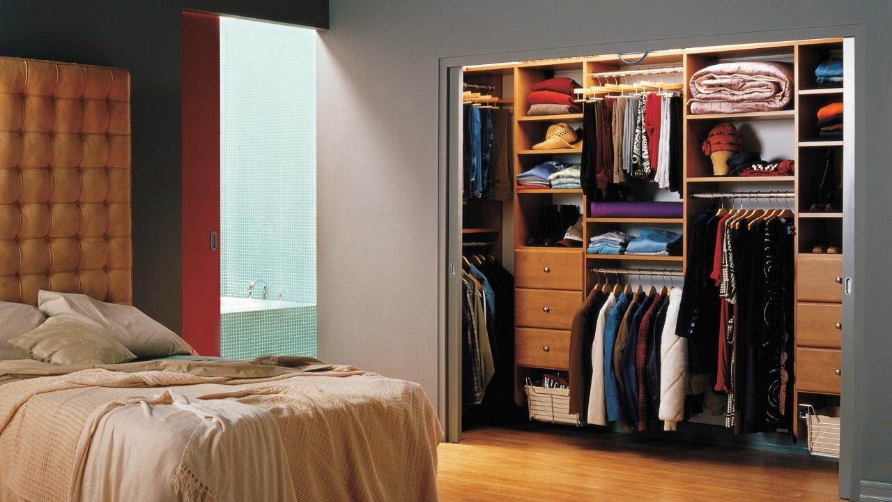 Small Bedroom Closet
 Adding a Closet to a Small Bedroom