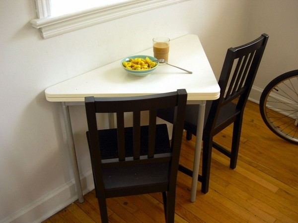 Small Black Kitchen Table
 A triangle dining table – the convenience of the unusual shape