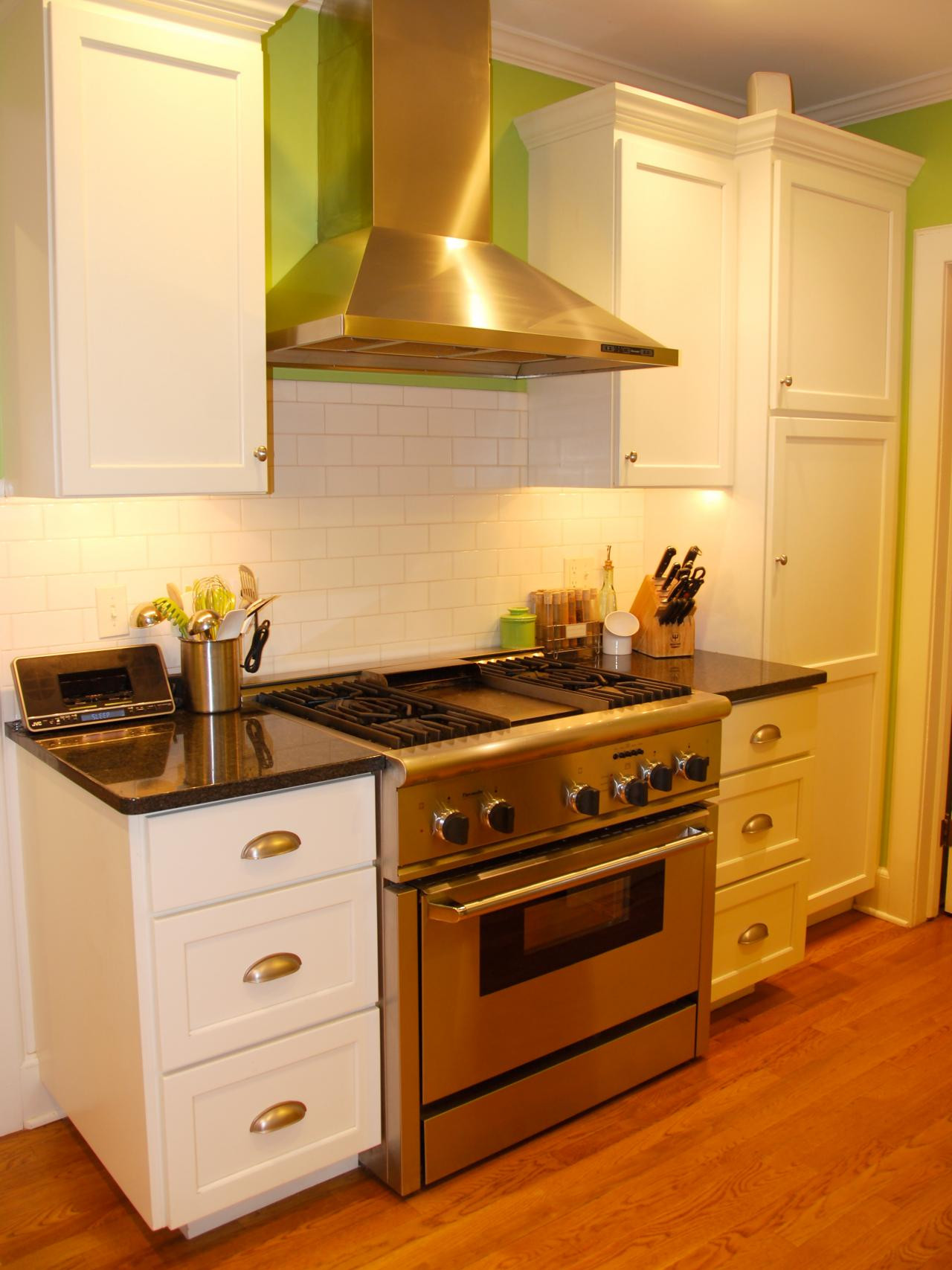 Small Kitchen Paint Ideas
 How to Paint a Small Kitchen in a Light Color Interior