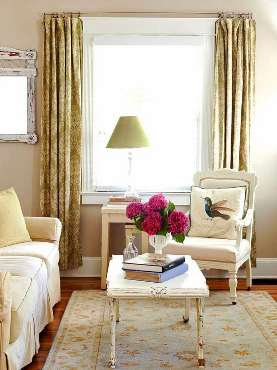 Small Living Room Arrangements
 2014 Clever Furniture Arrangement Tips for Small Living Rooms