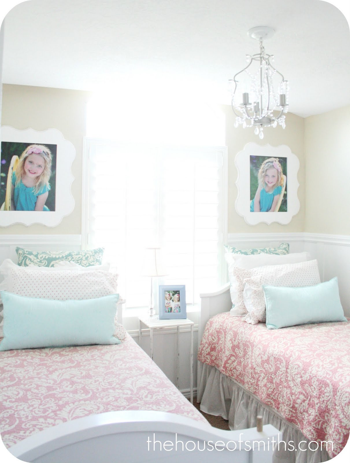 Small Shared Bedroom Ideas
 Orange Blossom Shop Giveaway Twin Room Decor
