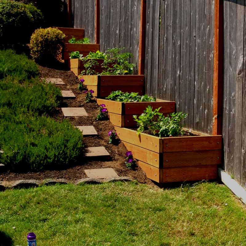 Small Sloped Backyard Ideas
 Amazing Ideas to Plan a Sloped Backyard That You Should