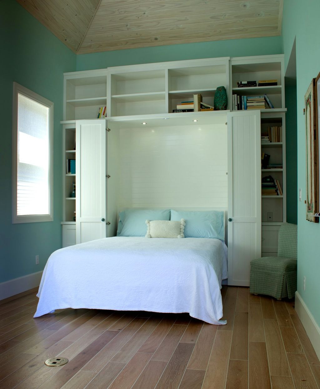 Small Space Bedroom
 20 Space Saving Murphy Bed Design Ideas for Small Rooms