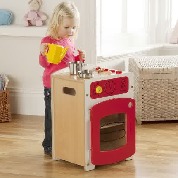 Small Toy Kitchen
 Wooden Toy Kitchens for Little ‘Chefs’