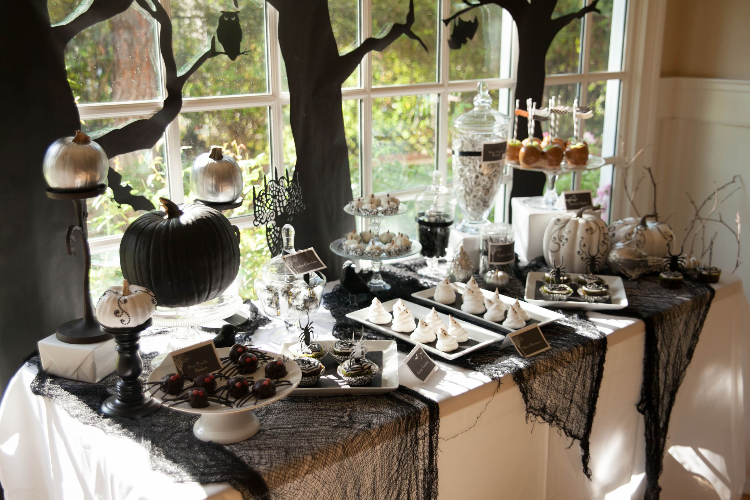 Spooky Halloween Party Ideas
 spooky halloween party