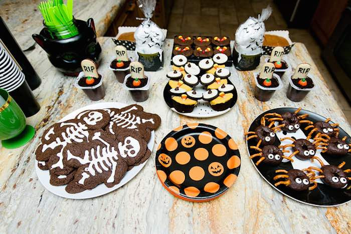 Spooky Halloween Party Ideas
 Kara s Party Ideas Spooky Halloween Party