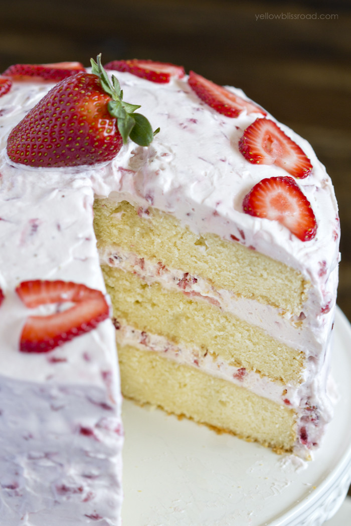Strawberry Cake Filling
 Fresh Strawberry Cake Recipe with Strawberry Whipped Cream