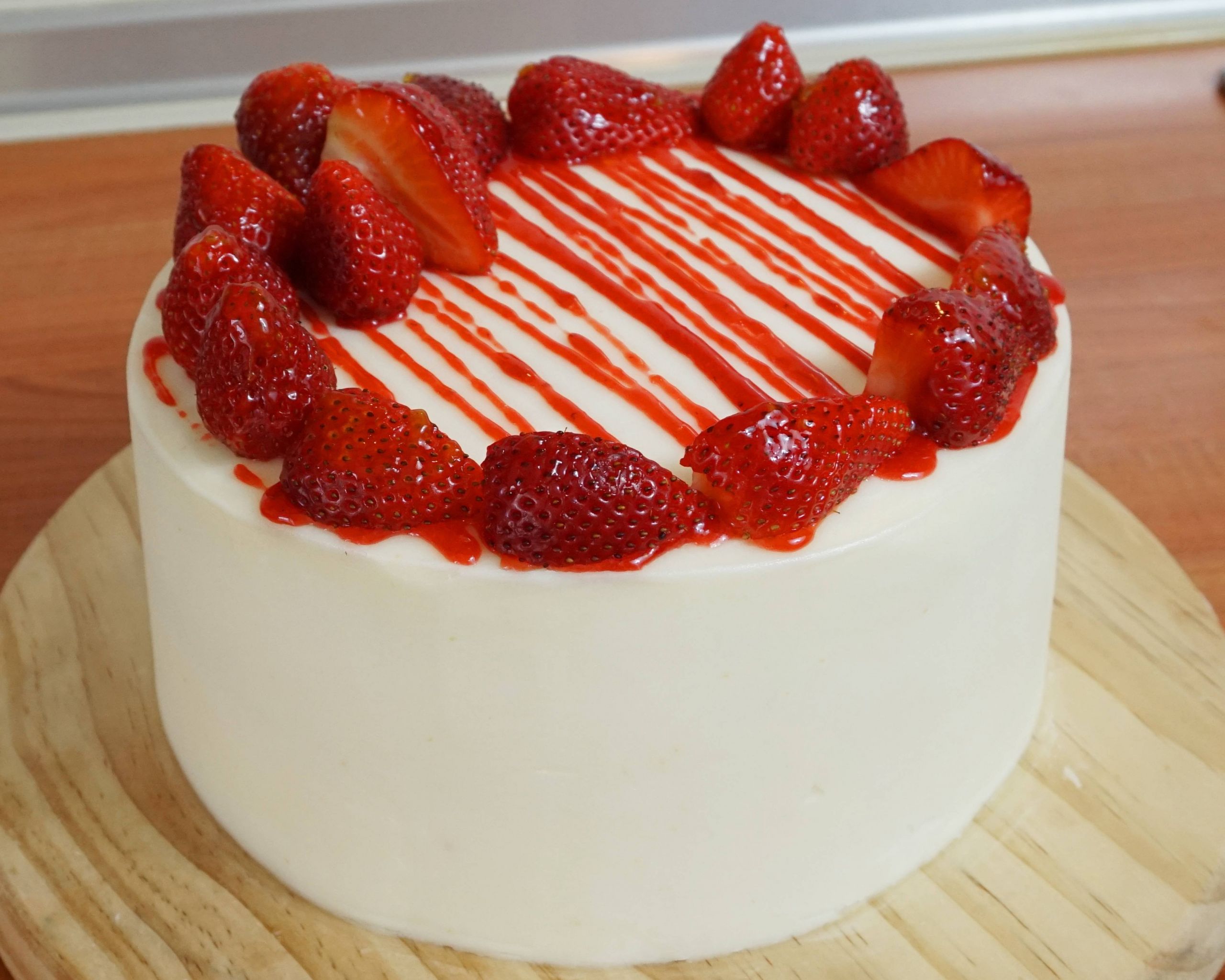 Strawberry Cake Filling
 Strawberry Cake with Fresh Strawberry Filling [OC
