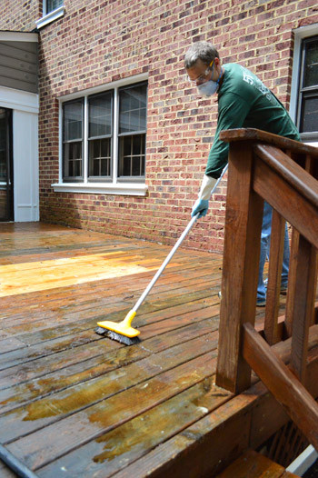 Strip Paint From Deck
 How To Strip & Clean A Deck For Stain