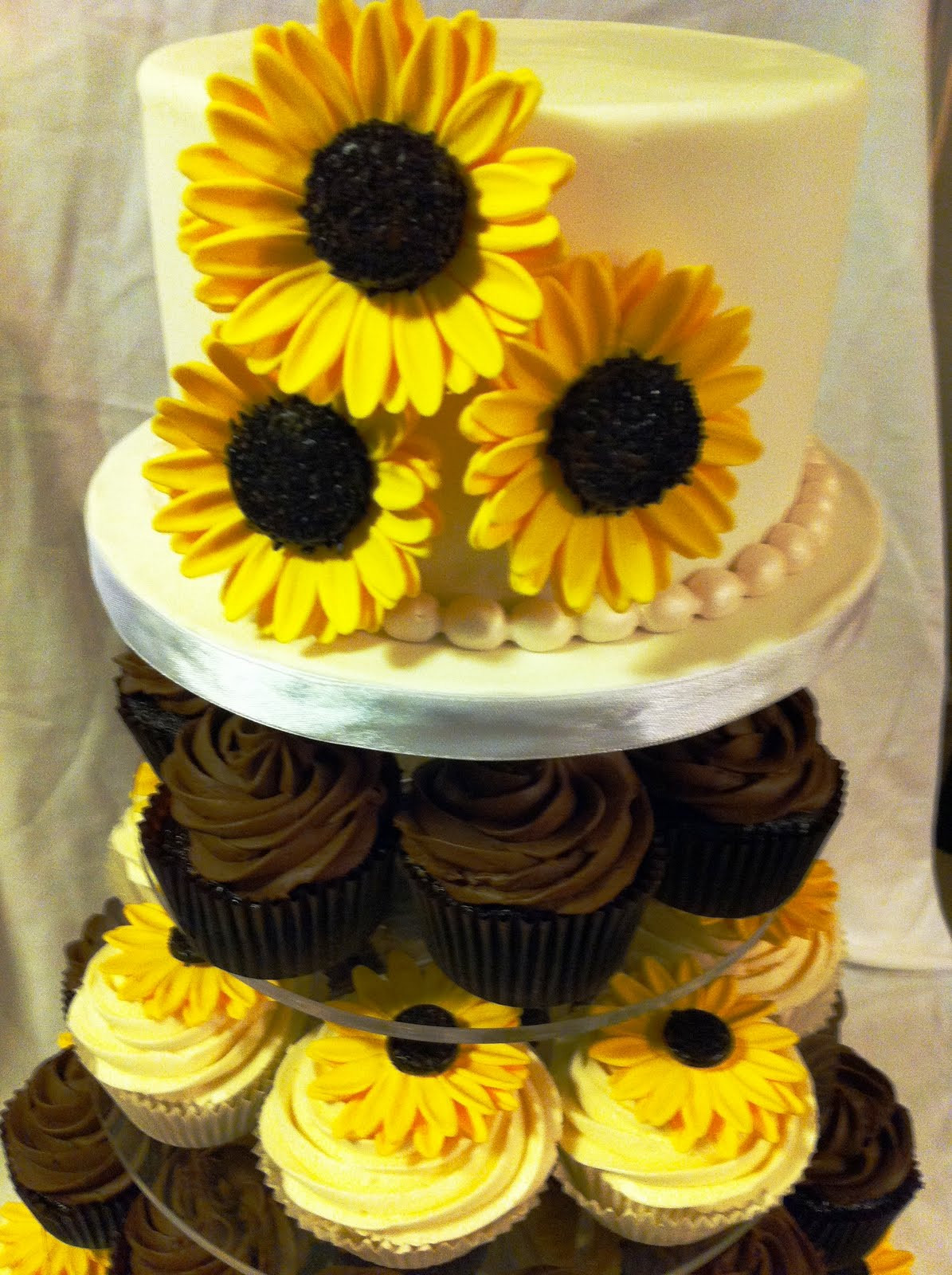 Sunflower Wedding Cakes
 Sunflower Wedding