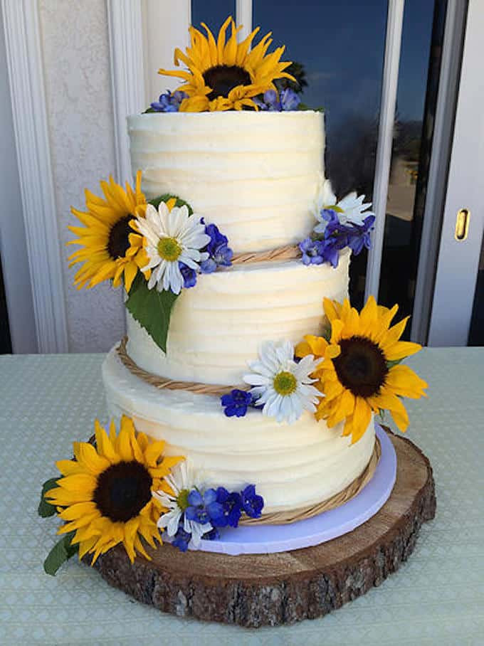 Sunflower Wedding Cakes
 121 Amazing Wedding Cake Ideas You Will Love • Cool Crafts