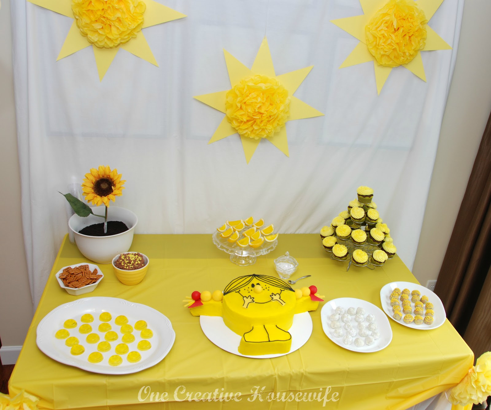 Sunshine Birthday Party
 e Creative Housewife Little Miss Sunshine Party Part 1