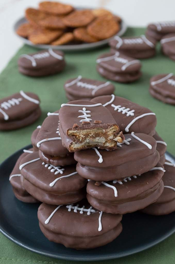 Super Bowl Desserts Recipes
 Super Bowl Party Cake Recipes & No Bake Chocolate Desserts