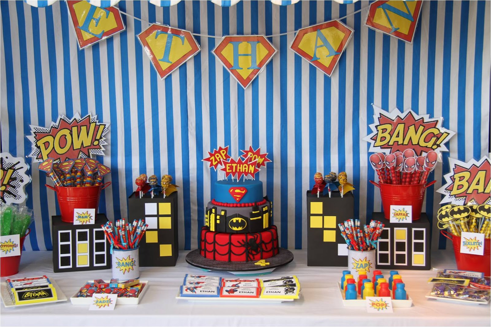 Superhero Birthday Party Decorations
 Leonie s Cakes and Parties SUPERHERO PARTY