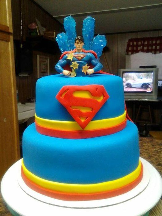 Superman Wedding Cakes
 17 Best images about Cake Design Superman on Pinterest