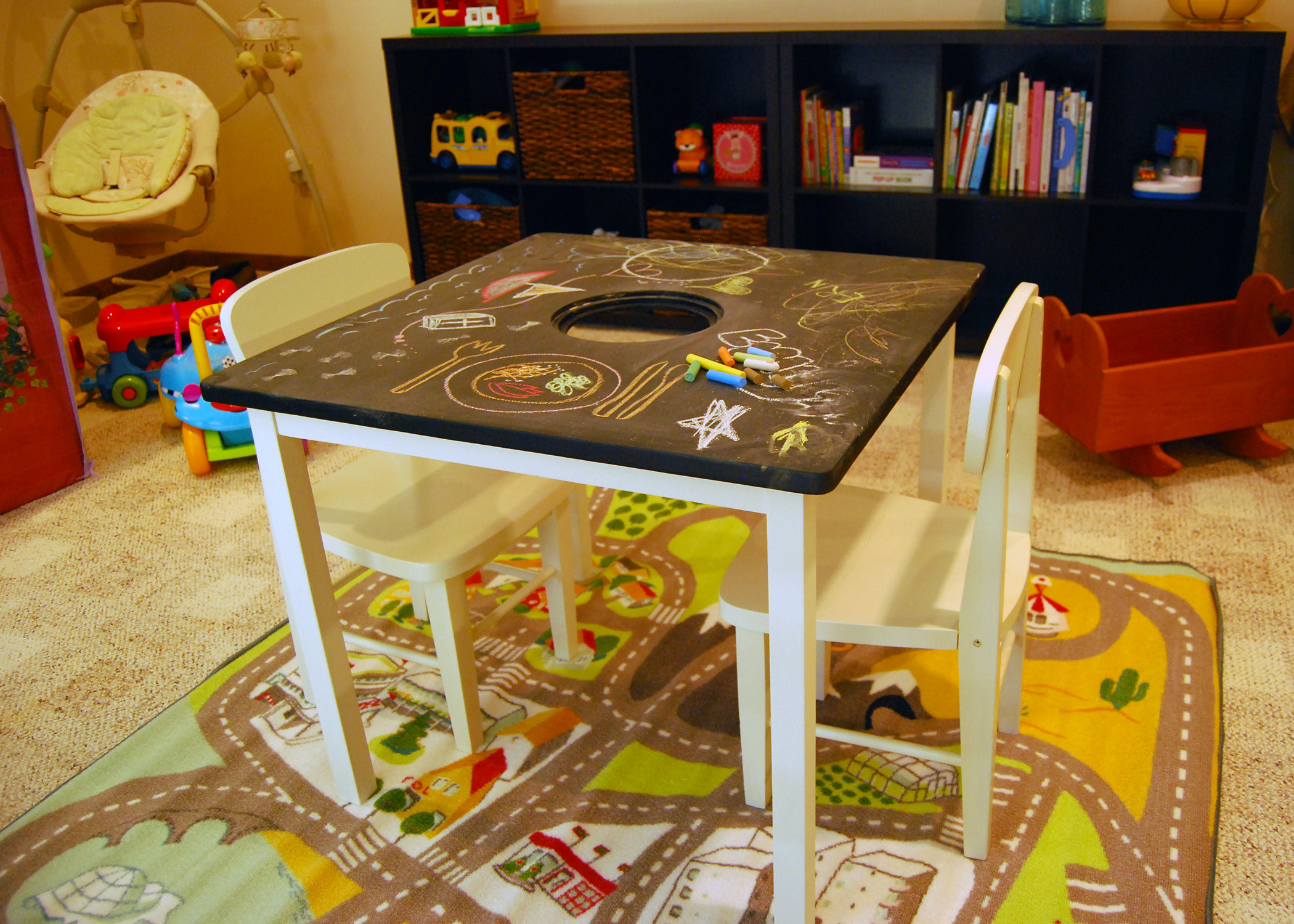 Table For Kids Room
 20 Cool DIY Play Tables For A Kids Room