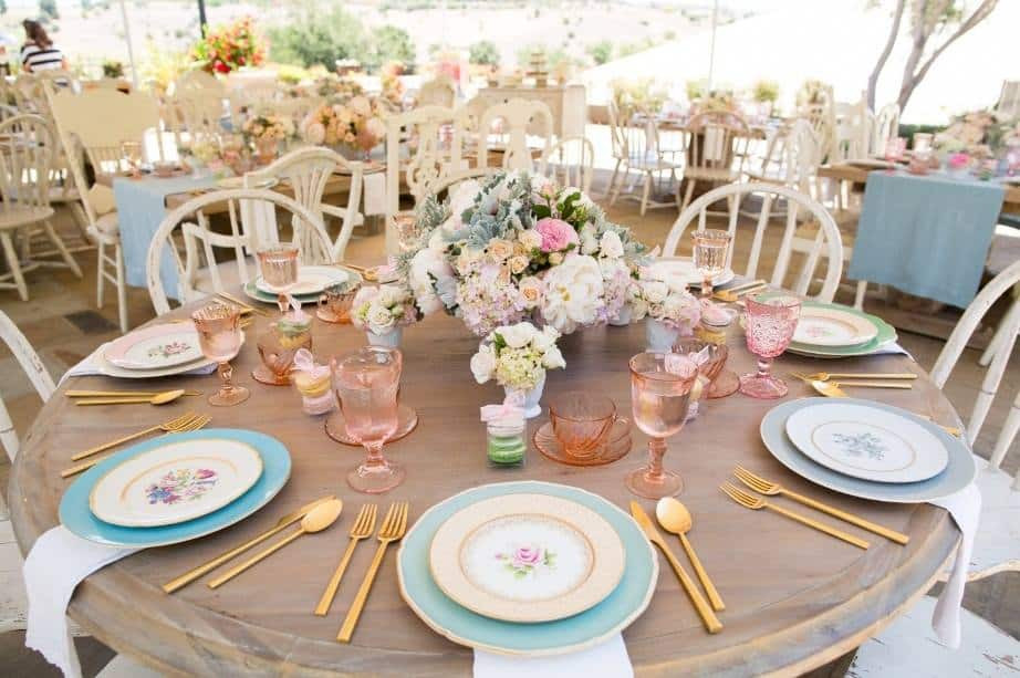 Table Setting Tea Party Ideas
 15 Gorgeous and Easy Spring Table Settings for Your Next