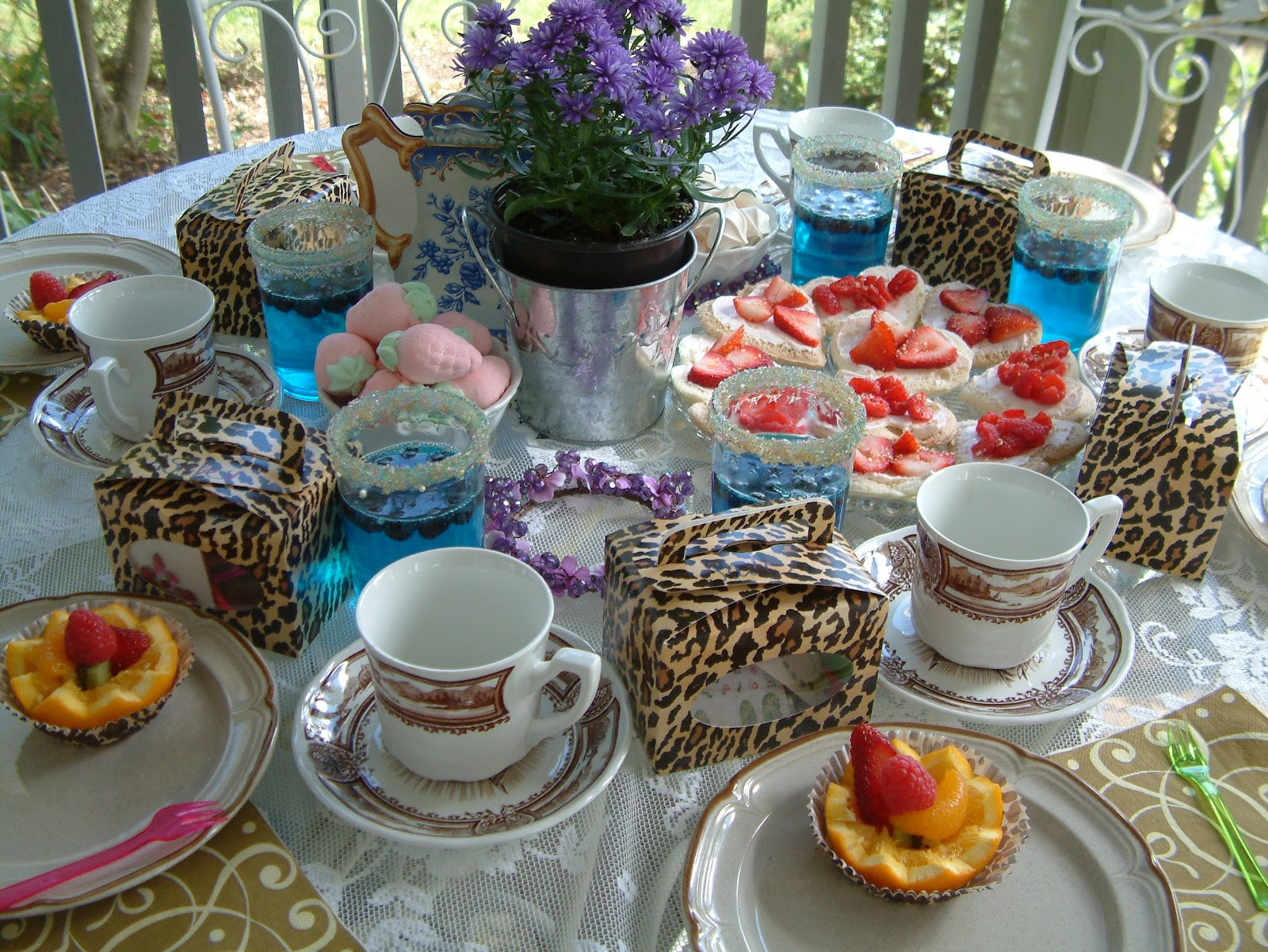 Table Setting Tea Party Ideas
 April s Country Life Tea Party Table Settings For the Girls