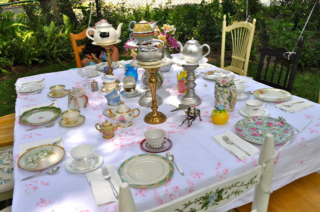 Table Setting Tea Party Ideas
 ewe hooo A Delightful Doll Tea Party