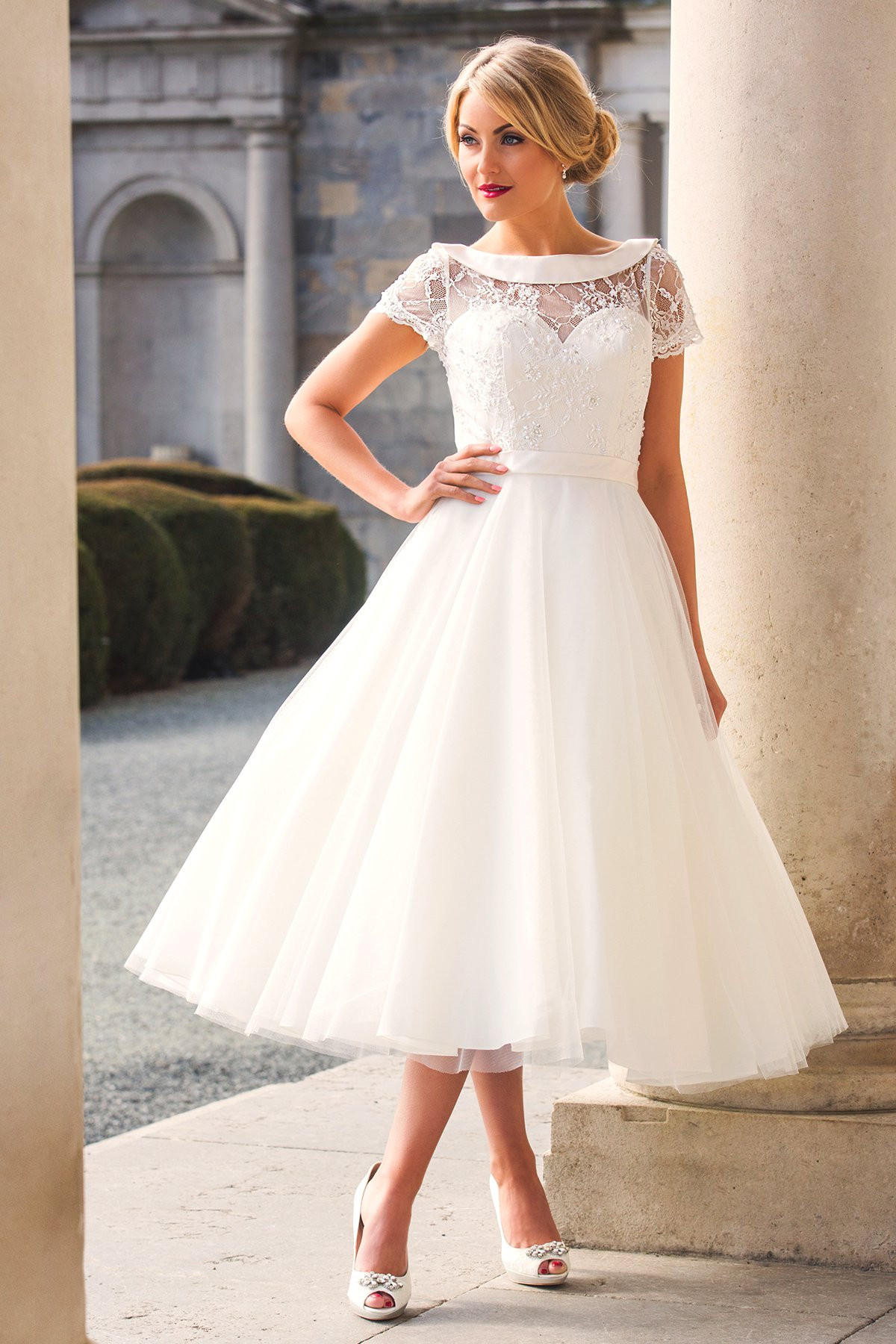 Tea Length Wedding Gown
 Stunning tea length wedding dresses from Special Day