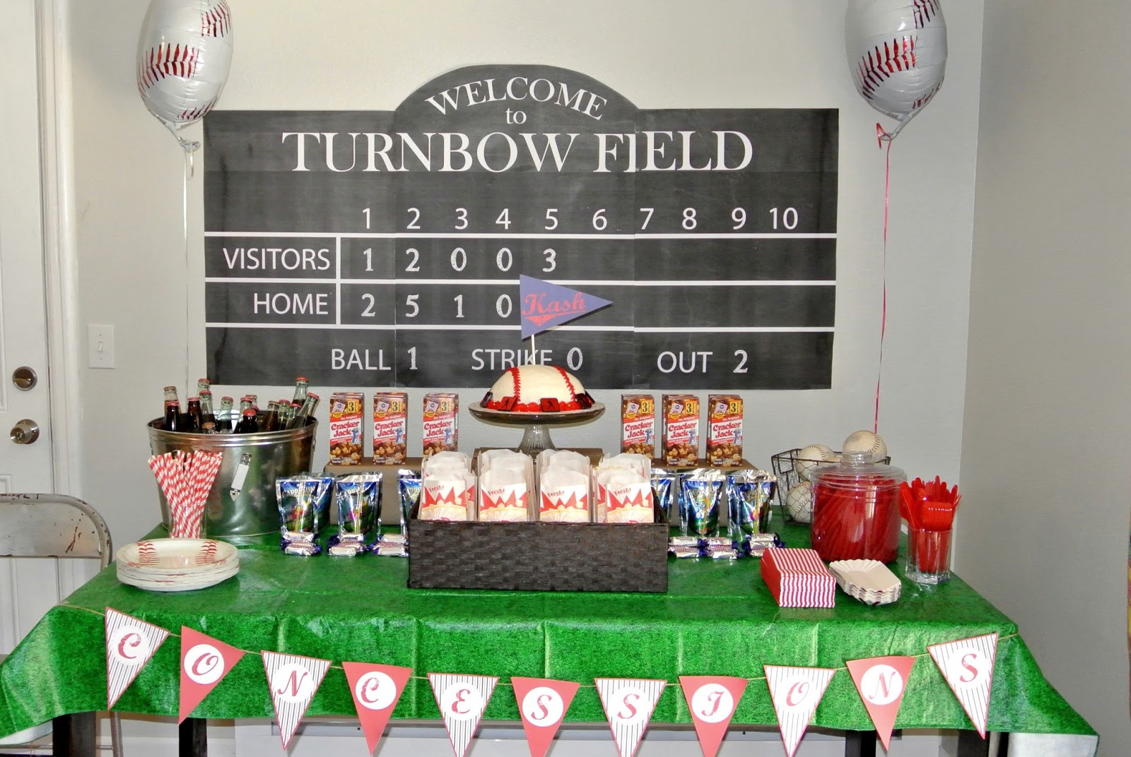 Team Party Ideas
 Team Turnbow baseball themed party